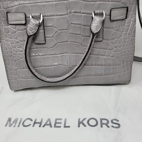Michael Kors Handbag - Picture 2 of 9